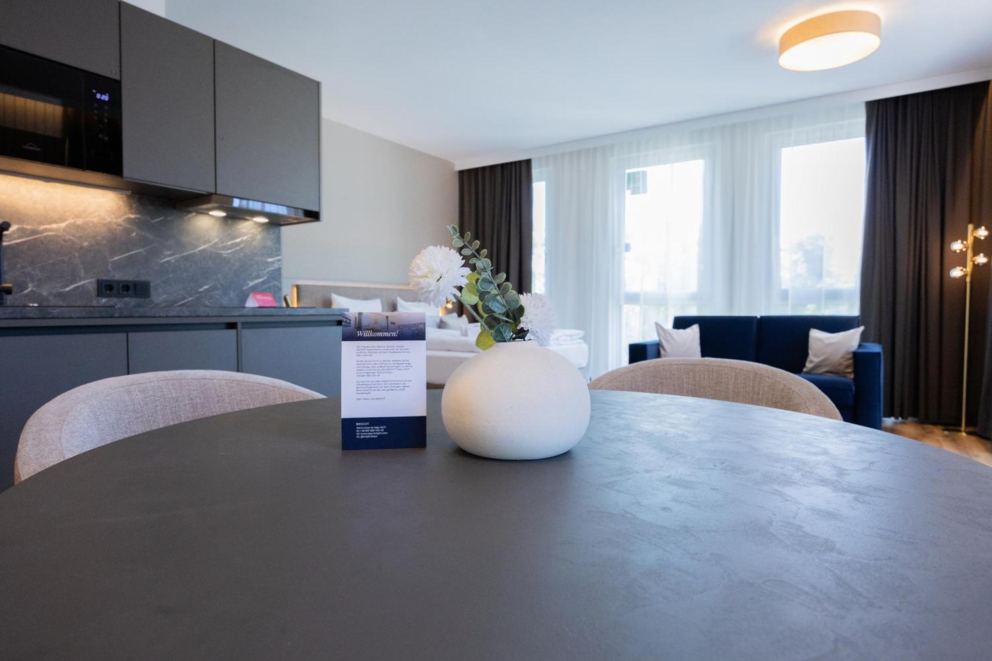 Bright Sued Senne - Neueroeffnung - New Opening Aparthotel Bielefeld